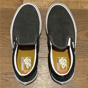 Vans Skateboarding Classic Slip On